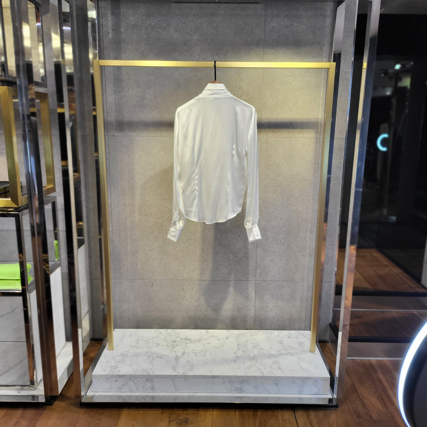 CHEMISIER À LAVALLIÈRE EN SOIE