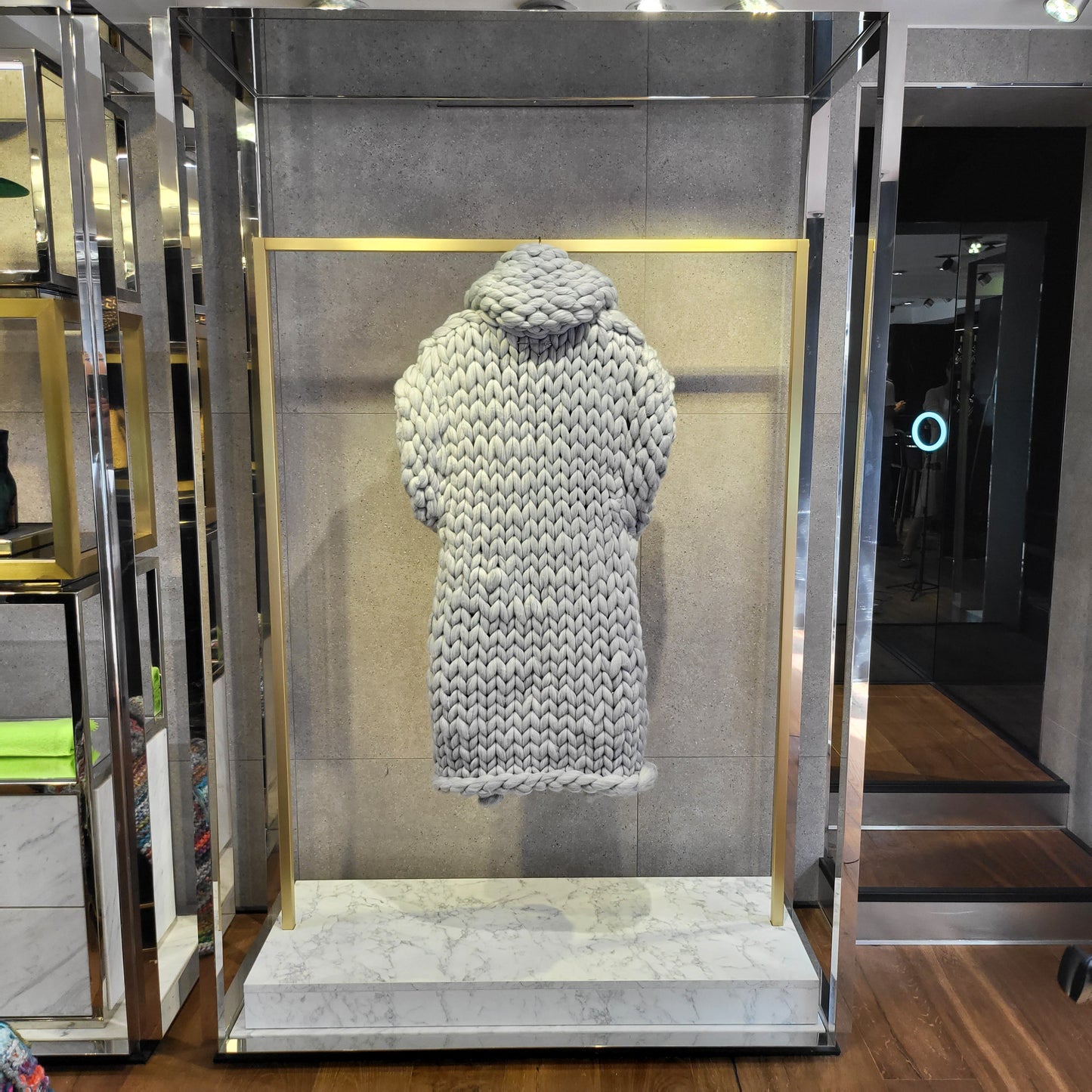 CHUNKY YARN MERINO COAT -HANDMADE-