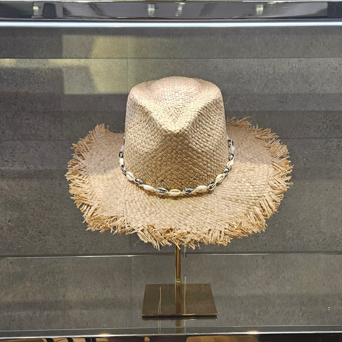 STRAW HAT