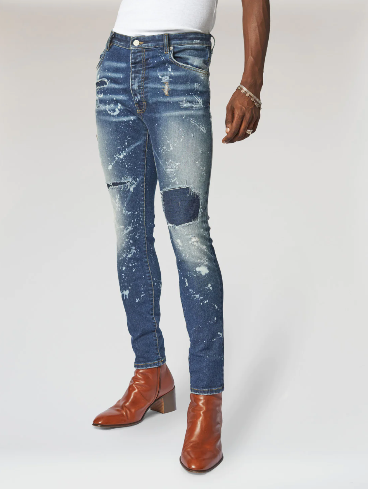 JOHNNY SKINNY