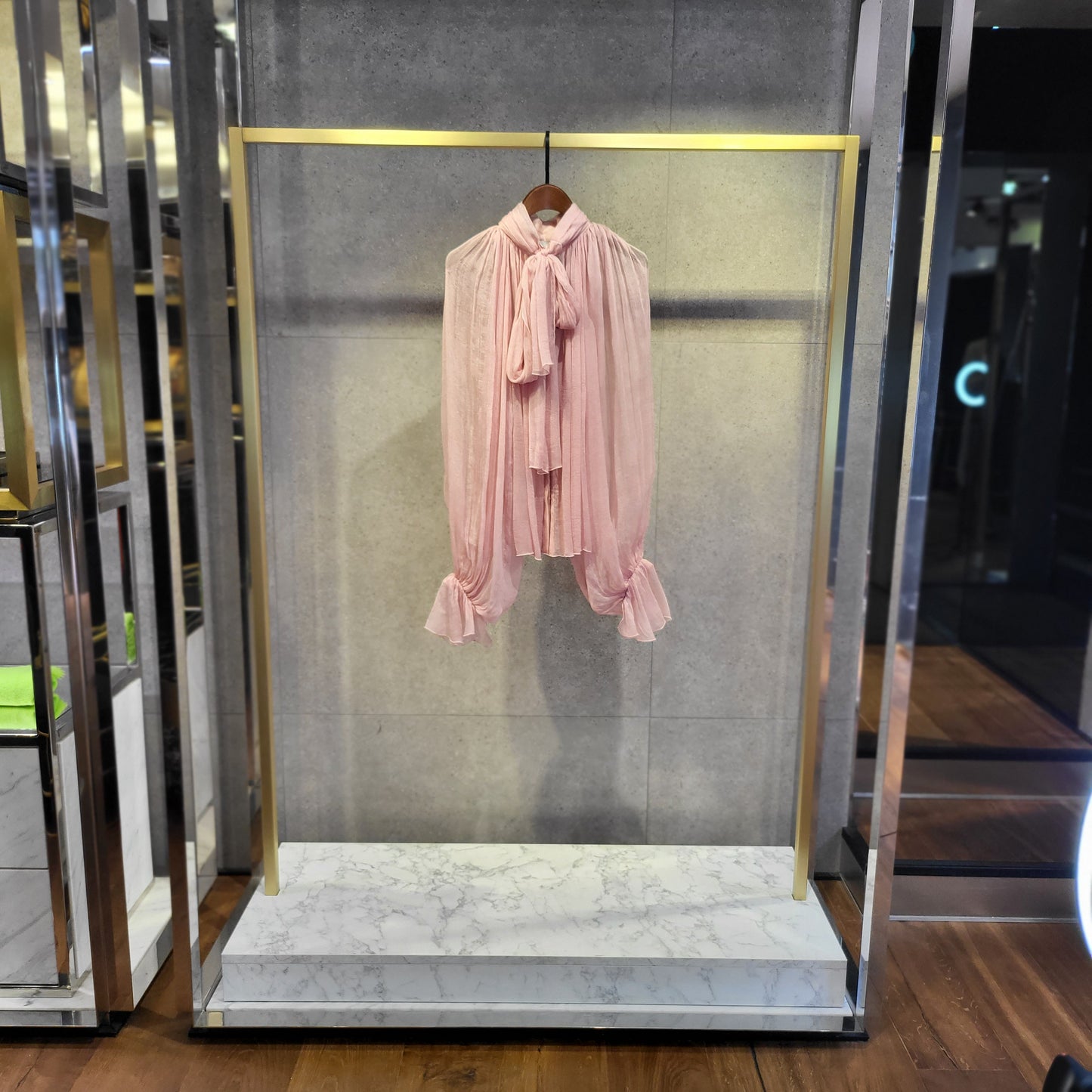 CHEMISE LAVALLIÈRE EN CRÊPE DE SOIE