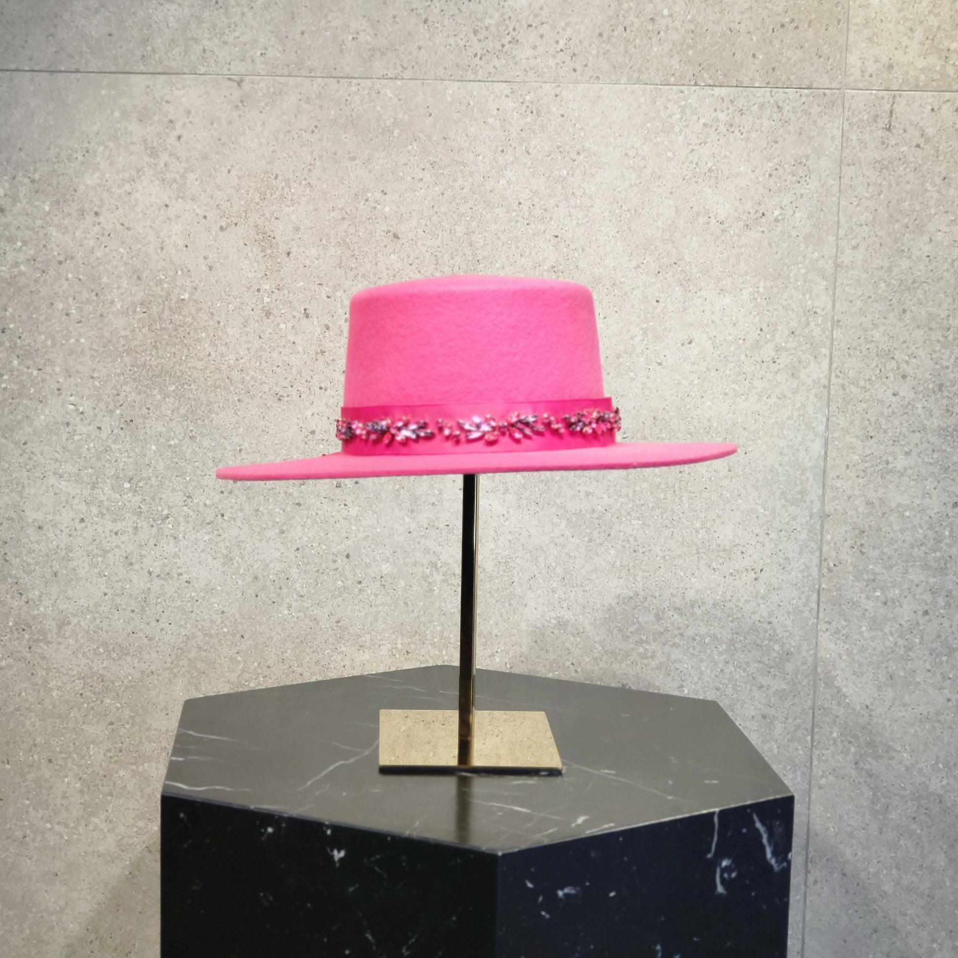 Chapeau A Portuguesa - Noir – Luisa Paixao Chapeau A Portuguesa - Noir – Luisa Paixao